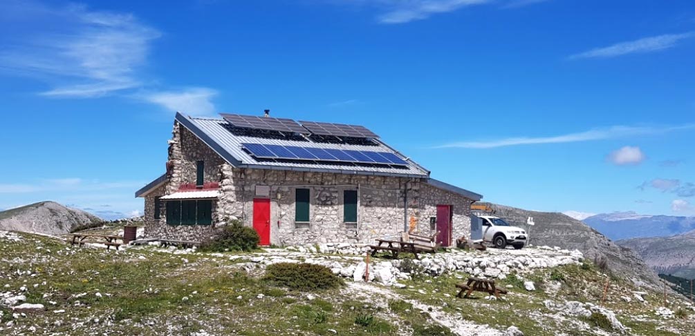Rifugio Sebastiani - Campo Base Outdoor Equipment